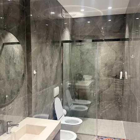 Lägenhet Emerald Luxury 2 Bedroom, 2 Bathroom