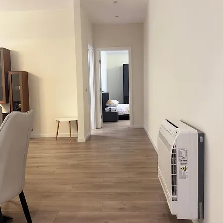 Emerald Luxury 2 Bedroom, 2 Bathroom Tirana